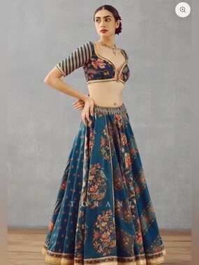 Torani Neelam Waheeda Lehenga Set